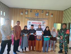 Babinsa Kodim 1407/Bone Koramil 21/Palakka Hadiri Penyaluran Bantuan Langsung Tunai Dana Desa Di Desa Melle