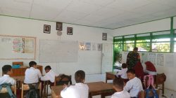 Babinsa Koramil 1407-02/Dua Boccoe Laksanakan Pembinaan Wawasan Kebangsaan Di SD Padacenga